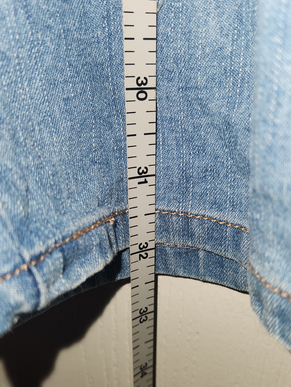 Women's Capris - Picture 6 of 7